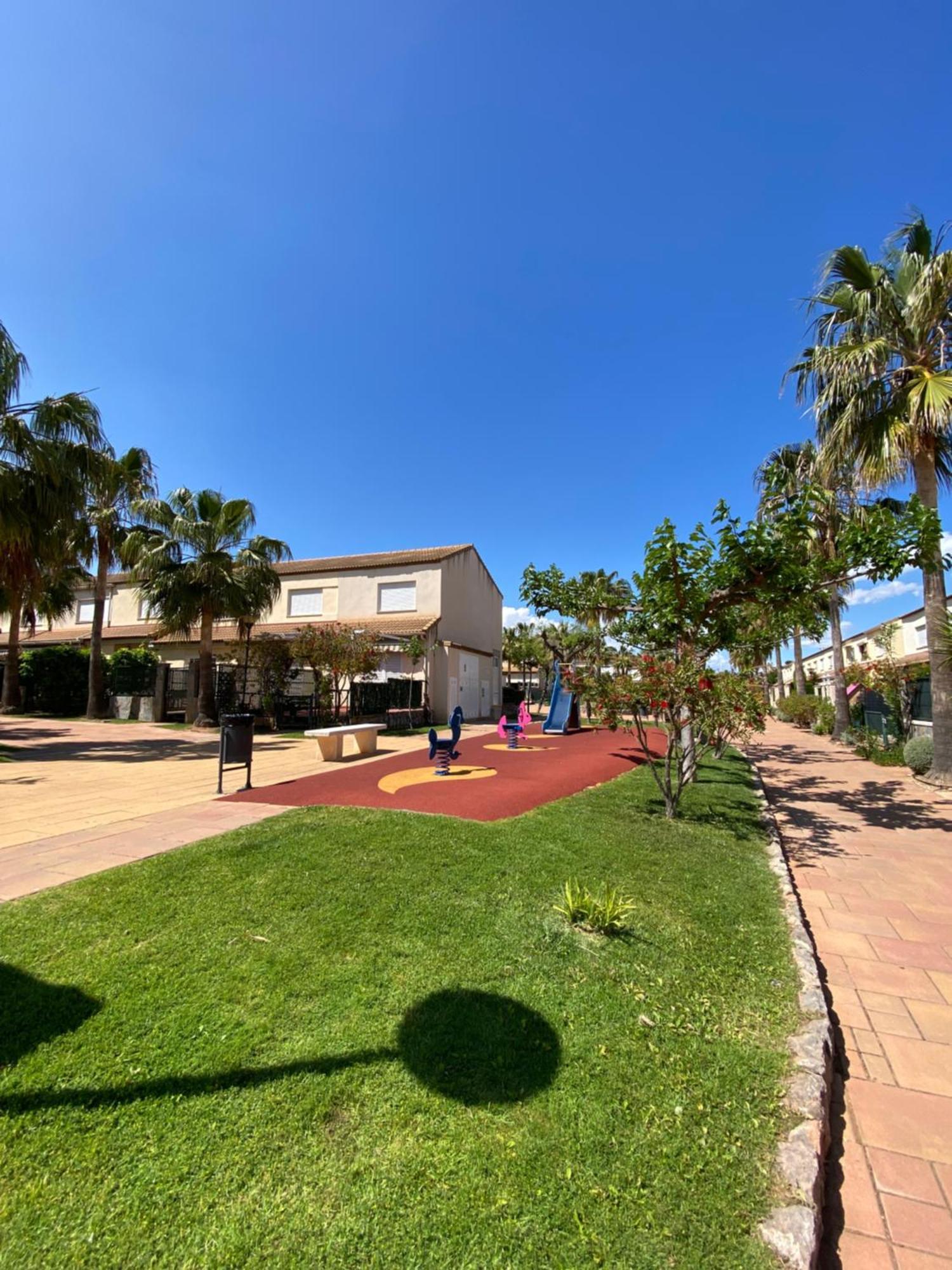 Adosado En Urbanizacion Tranquila Oropesa del Mar Exterior foto